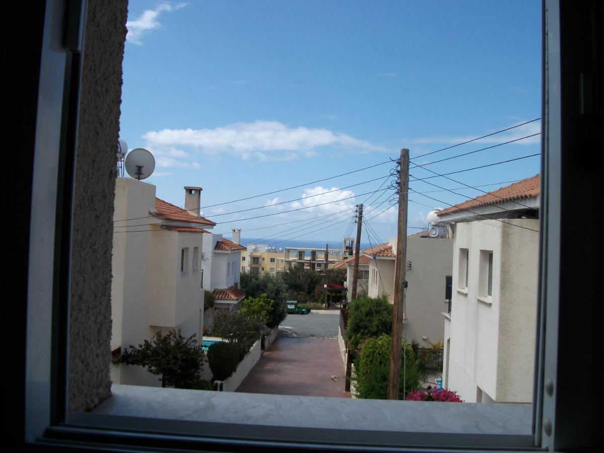 Villa Laurel Пейя Екстер'єр фото
